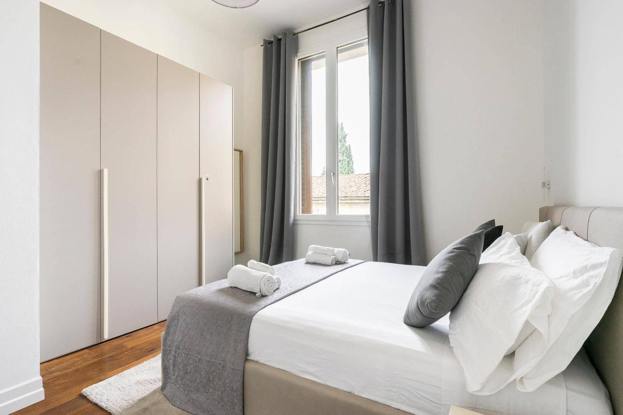 San Marco Black Appartamento Luxury Con Terrazzo E Parcheggio Su Richiesta Florence Exterior photo